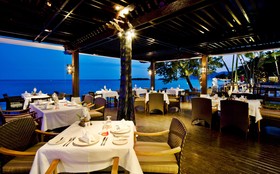 Sareeraya Villas & Suites