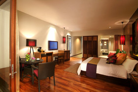 Sareeraya Villas & Suites