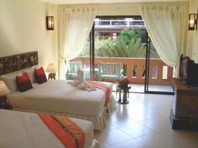 Seascape Beach Resort
