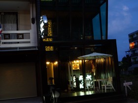 Baanpoon Apartment