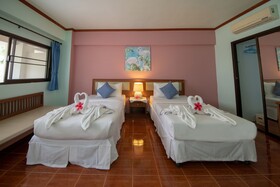 Bay Beach Resort