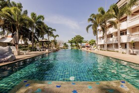 Bay Beach Resort