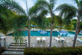 Bay Beach Resort