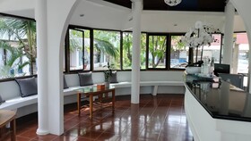 Bay Beach Resort