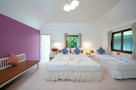 Bay Beach Resort