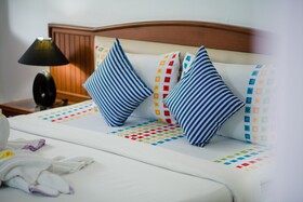 Bay Beach Resort