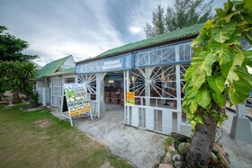Bay Beach Resort