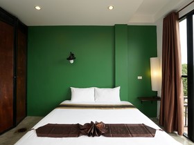 Raya Boutique Hotel