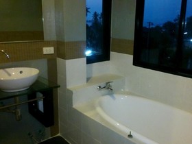Raya Boutique Hotel