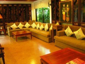 White House Beach Resort & Spa