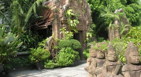 White House Beach Resort & Spa