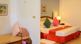 White House Beach Resort & Spa