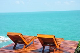 AmaresA Resort & Skybar