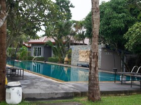 Airport Garden Resort