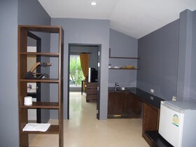 Airport Garden Resort