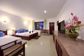 Aumpai Luxury