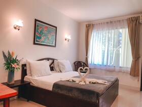 Aumpai Luxury