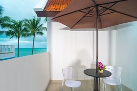 Baan Bophut Beach
