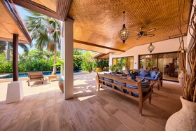 Baan Buaa Beachside Villa