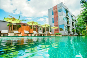 Baan Kao Hua Jook Pool Villas & Resort