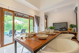 Baan Kao Hua Jook Pool Villas & Resort