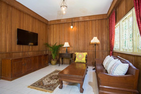 Baan Khun Nang Colonial Residence