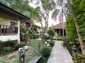 Baan Poon Baan Sabai