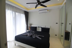 Baan Seaview Holiday Villas