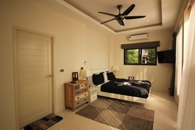 Baan Seaview Holiday Villas
