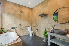 Baan Suaan Serenity Villa