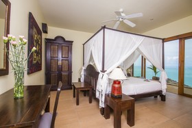 Baan Talay Sai Villa