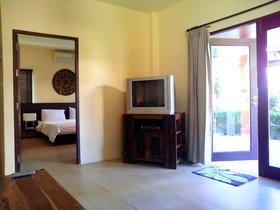 Baan Tropicana