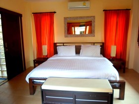 Baan Tropicana
