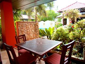 Baan Tropicana
