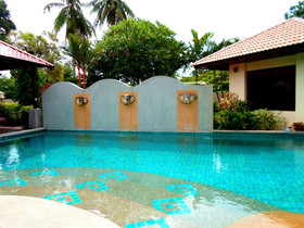 Baan Tropicana