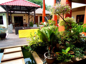 Baan Tropicana