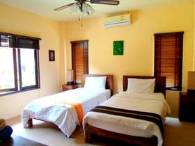 Baan Tropicana