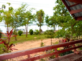 Bangrak Bungalow
