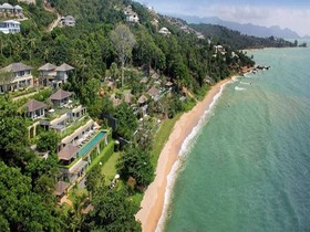 Banyan House Samui Bed and Breakfast