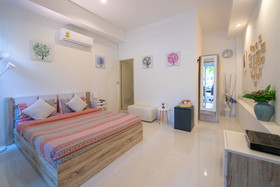 Banyan House Samui Bed and Breakfast