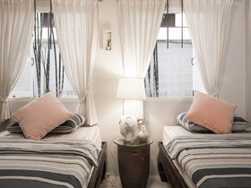 Banyan House Samui Bed and Breakfast