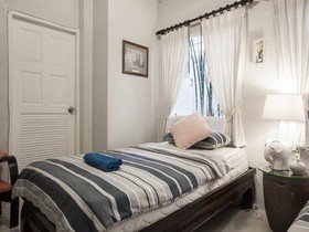 Banyan House Samui Bed and Breakfast