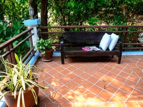 Banyan House Samui Bed and Breakfast