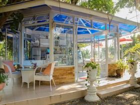 Banyan House Samui Bed and Breakfast
