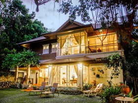 Banyan House Samui Bed and Breakfast