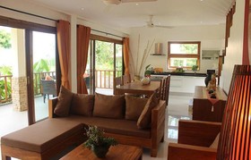 Blue Hill Residence