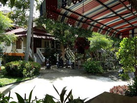 Buathong Resort