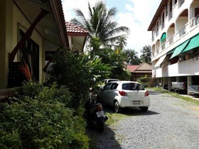 Buathong Resort