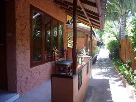 Chaweng Chalet Resort