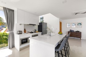 Chaweng Noi Luxury Morden Style 4-BR Dream Villa